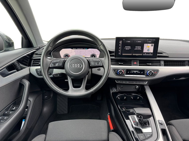 Vehicle Image 19