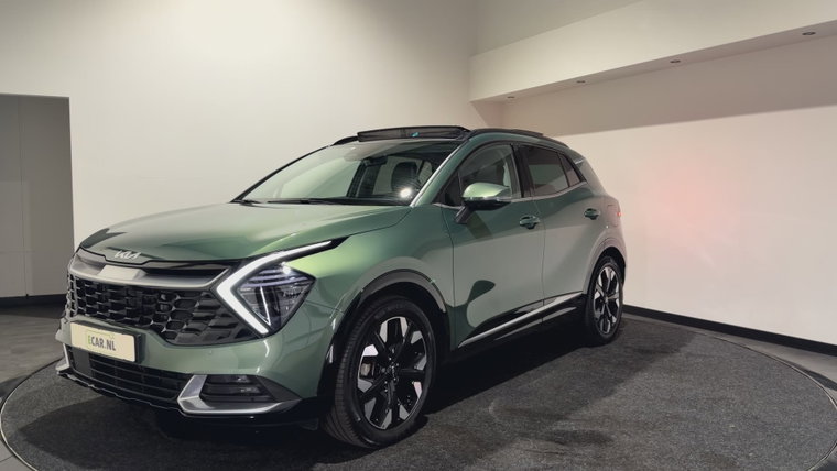 Vehicle Image 7