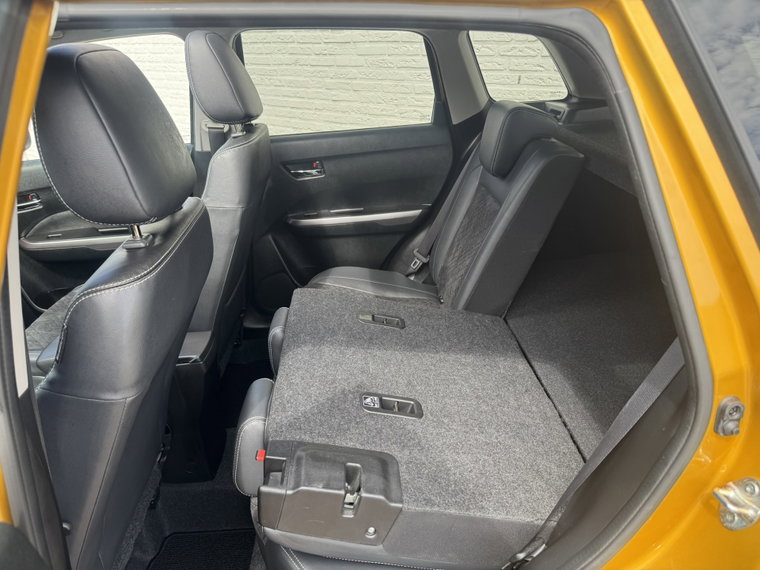Vehicle Image 21
