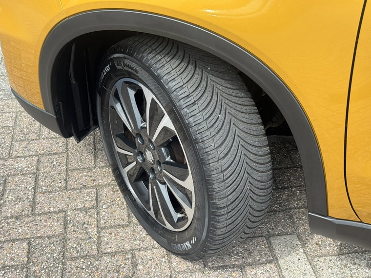 Vehicle Image 33