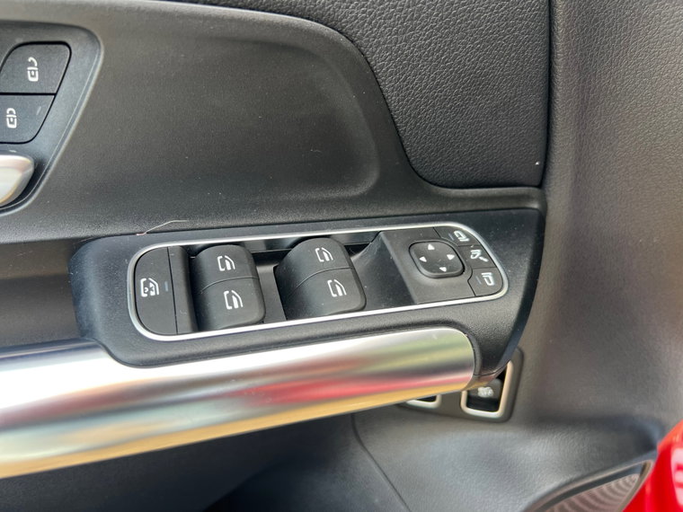 Vehicle Image 42