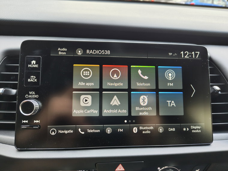 Vehicle Image 15