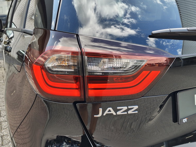 Vehicle Image 37