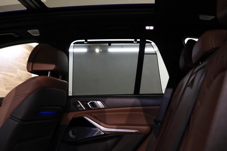 Vehicle Image 35