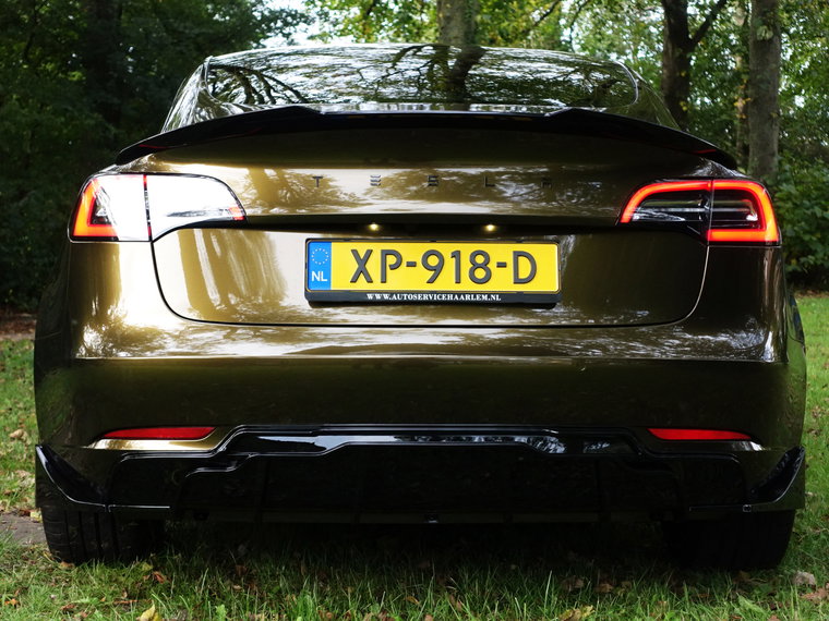 Vehicle Image 38