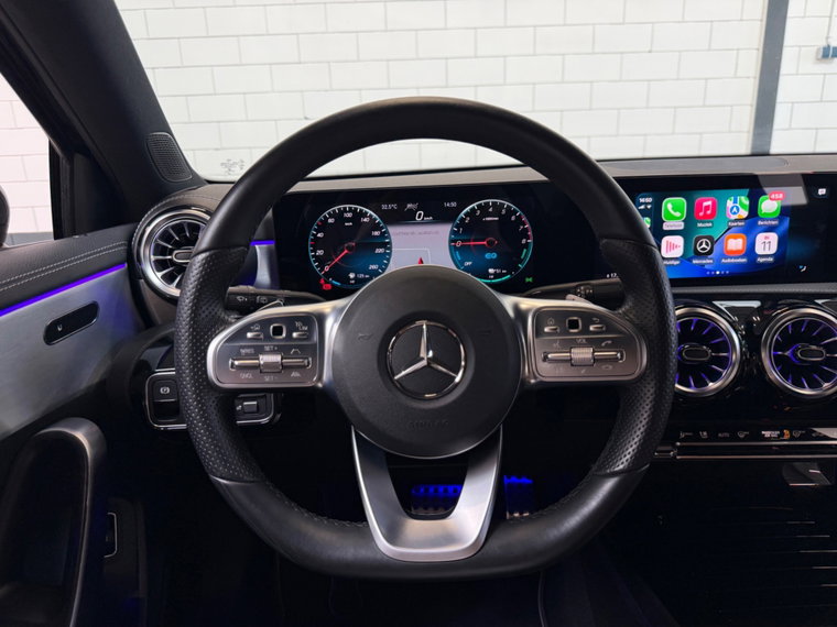 Vehicle Image 39