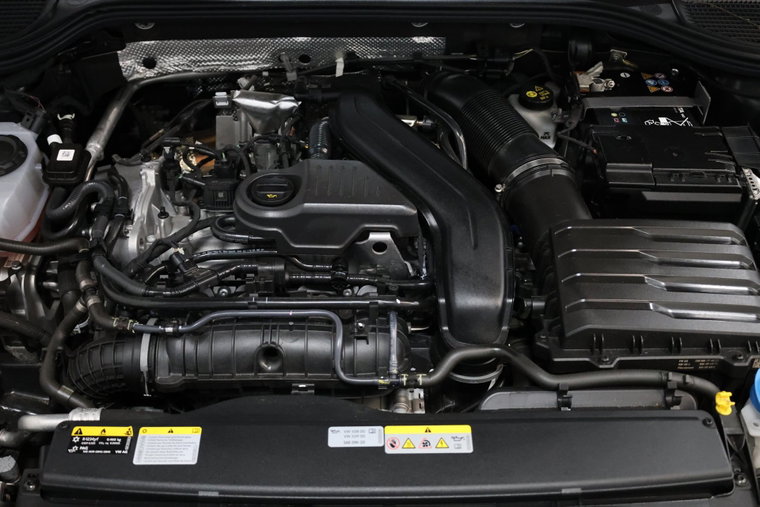 Vehicle Image 35