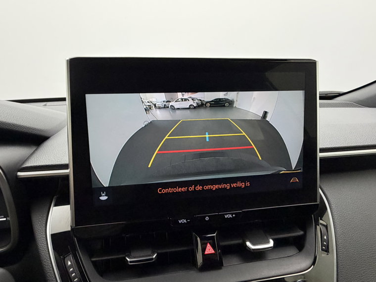 Vehicle Image 11