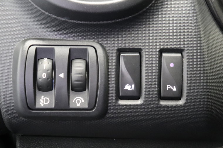 Vehicle Image 19