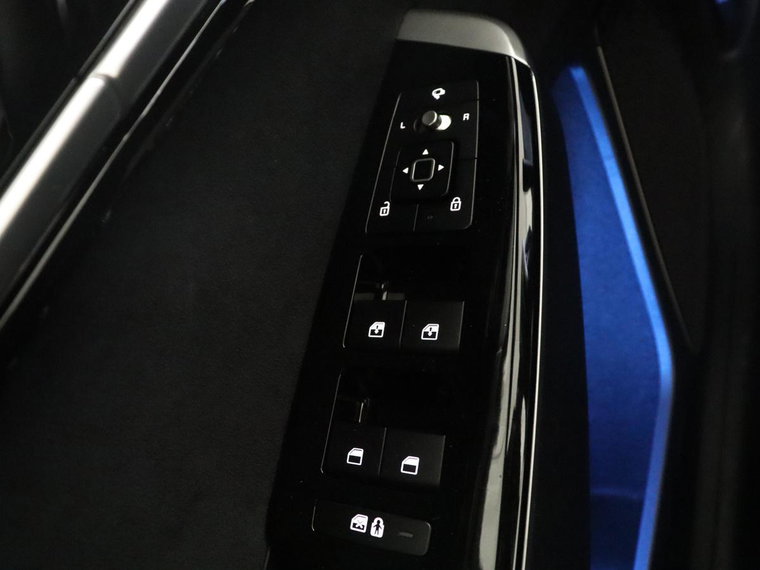 Vehicle Image 45