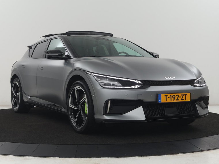 Vehicle Image 48