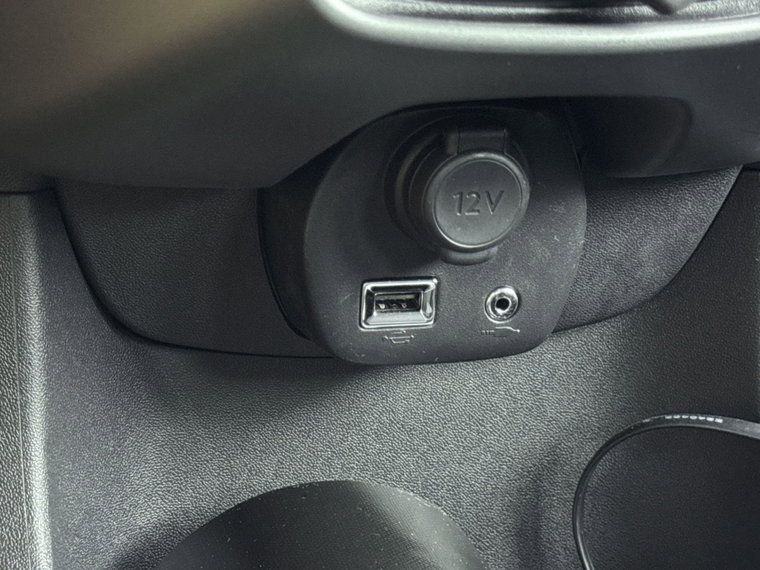 Vehicle Image 29