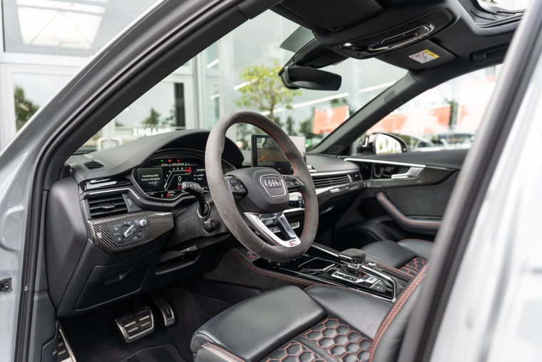 Vehicle Image 20