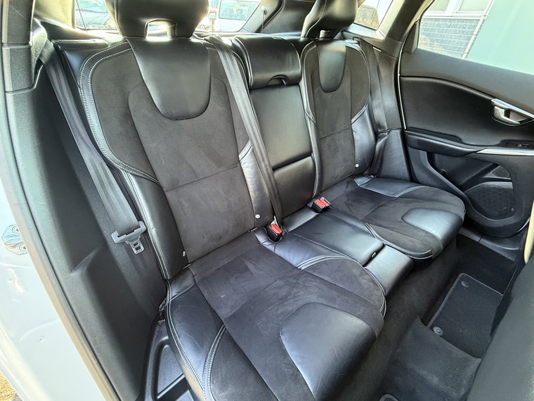 Vehicle Image 35