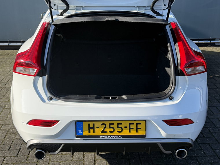 Vehicle Image 38