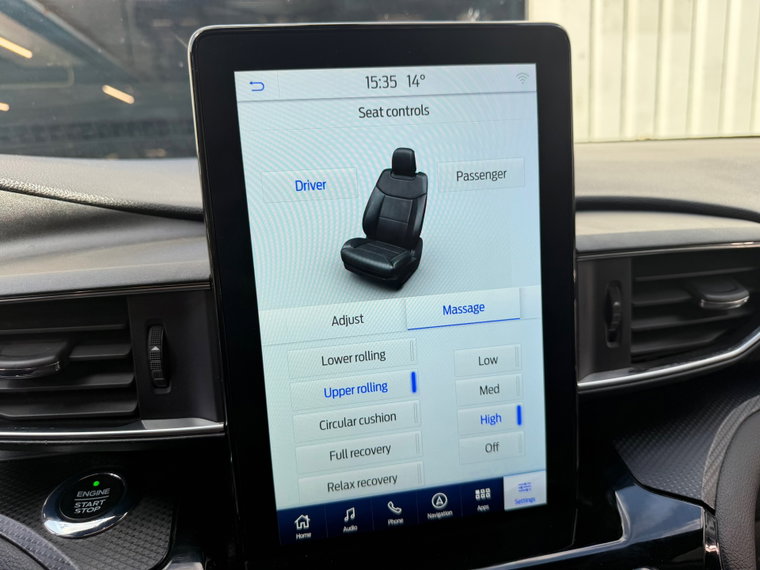 Vehicle Image 15