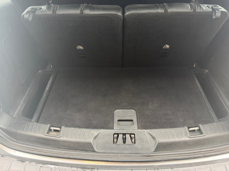 Vehicle Image 26
