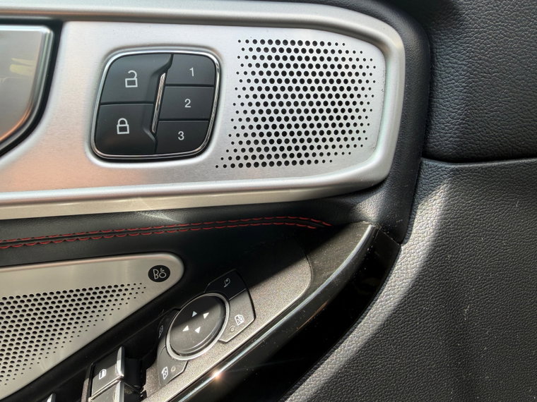 Vehicle Image 41