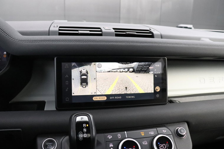 Vehicle Image 13