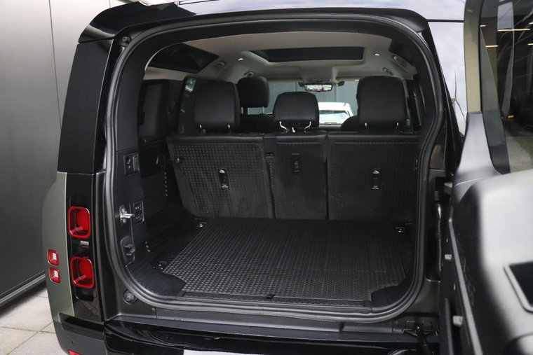 Vehicle Image 21