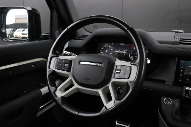 Vehicle Image 26