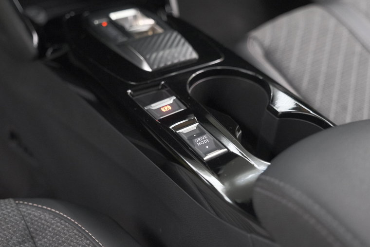 Vehicle Image 38