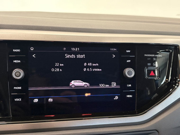 Vehicle Image 22