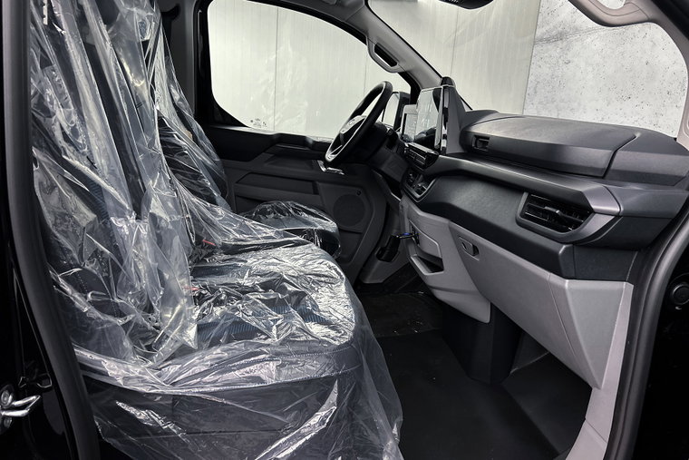 Vehicle Image 22