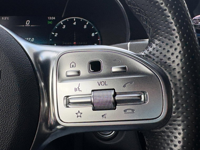 Vehicle Image 24
