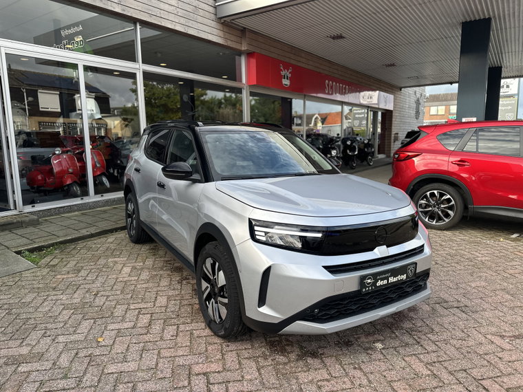 Vehicle Image 38