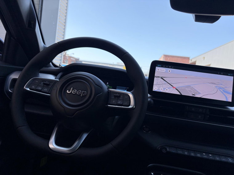 Vehicle Image 17
