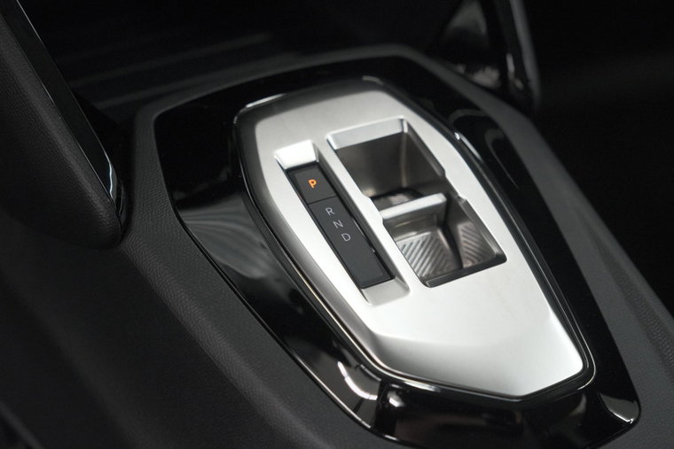 Vehicle Image 33