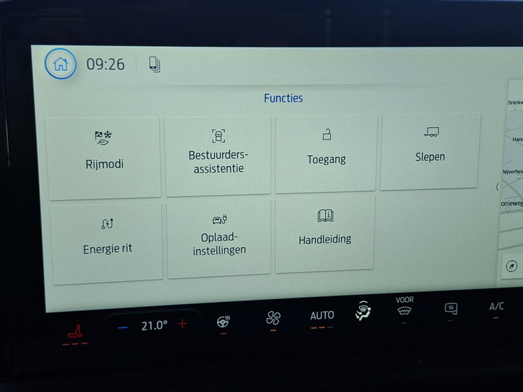 Vehicle Image 32