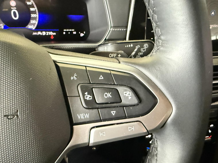 Vehicle Image 27