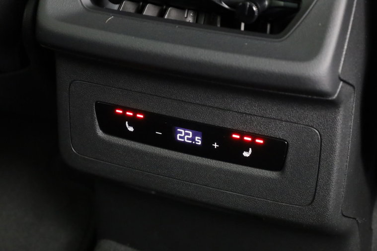 Vehicle Image 52