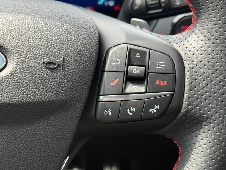 Vehicle Image 40