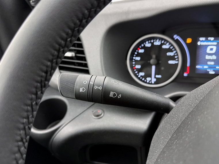 Vehicle Image 24