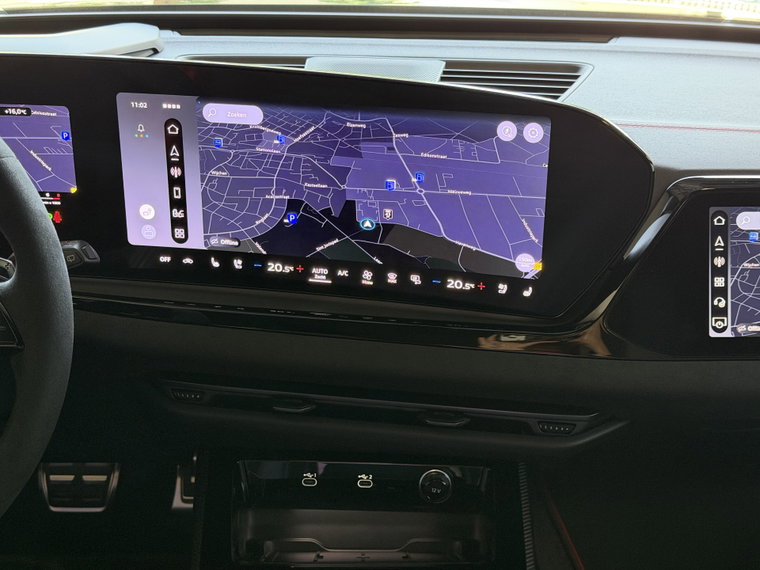 Vehicle Image 36