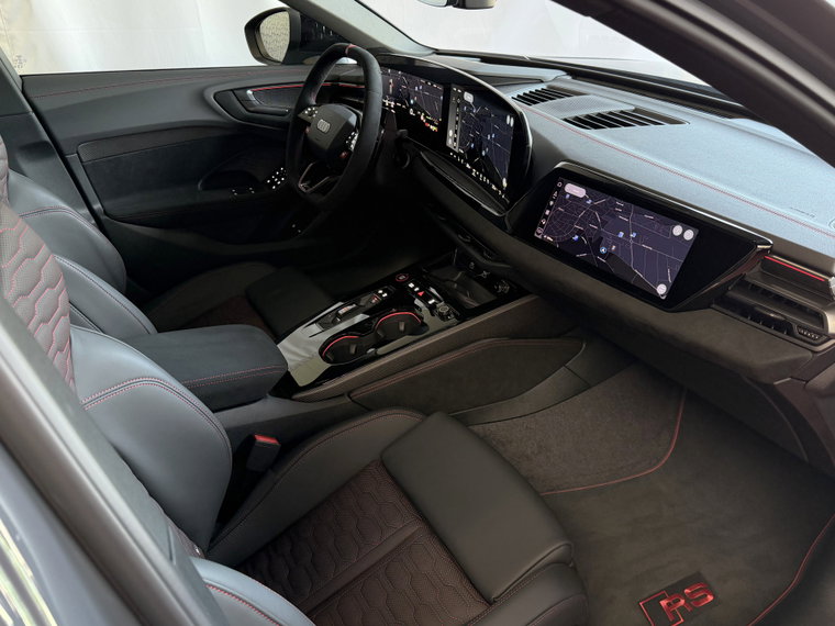 Vehicle Image 39