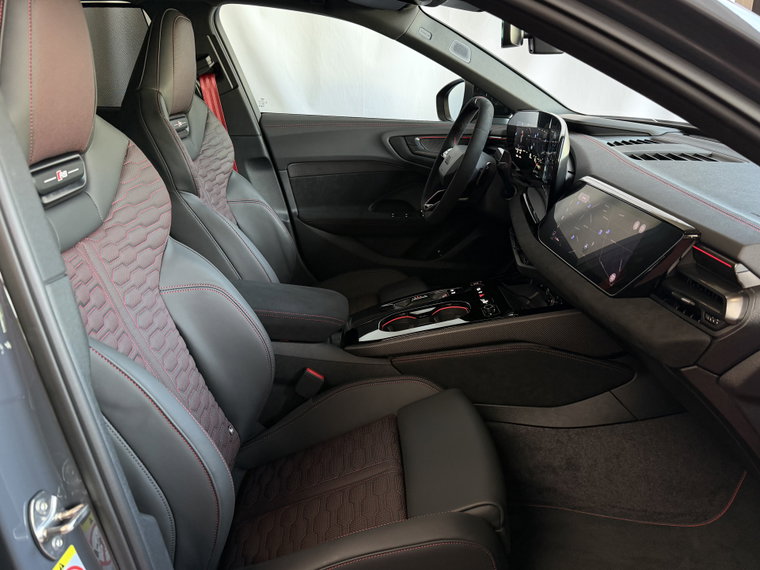 Vehicle Image 41