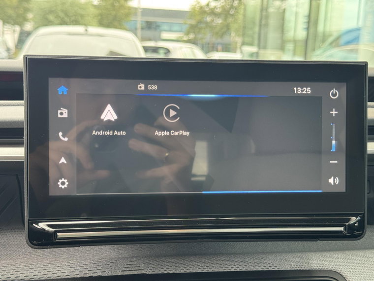 Vehicle Image 37