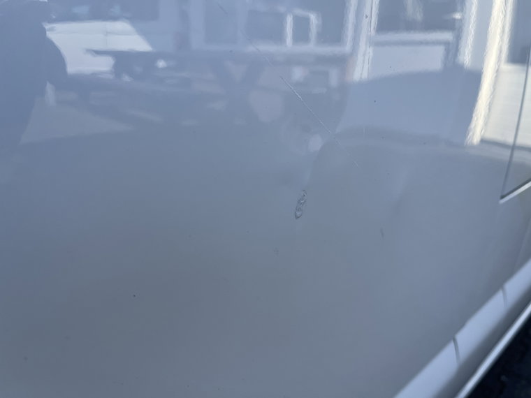 Vehicle Image 32