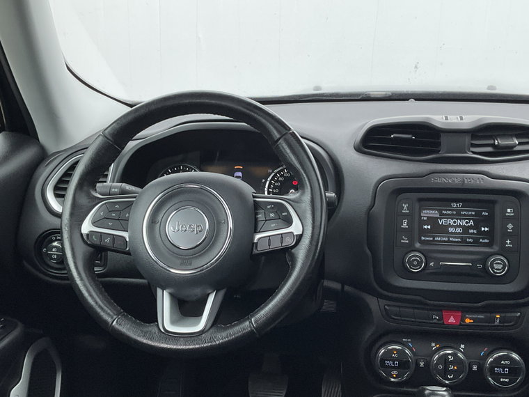Vehicle Image 38