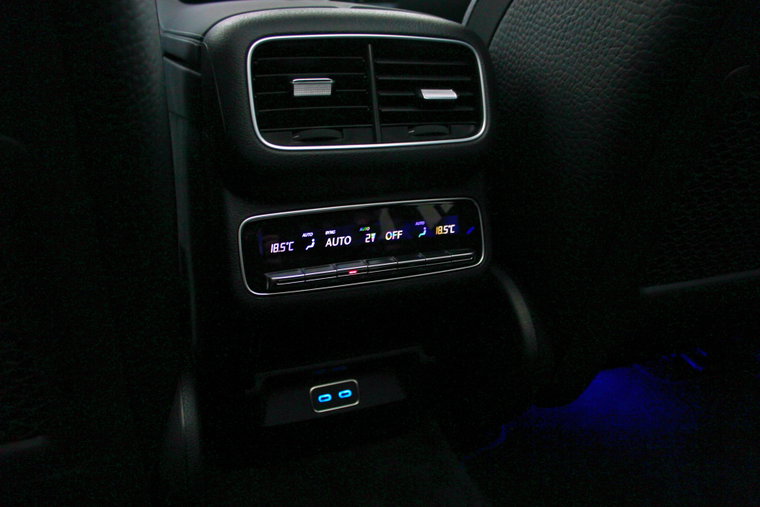 Vehicle Image 37