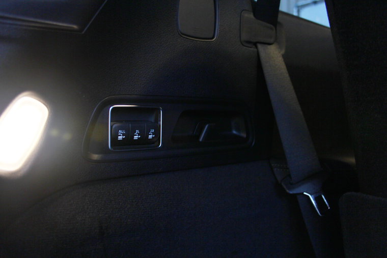 Vehicle Image 40