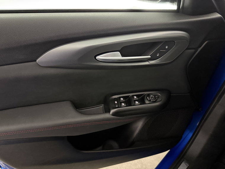 Vehicle Image 33