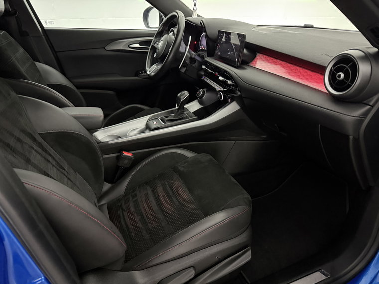Vehicle Image 41