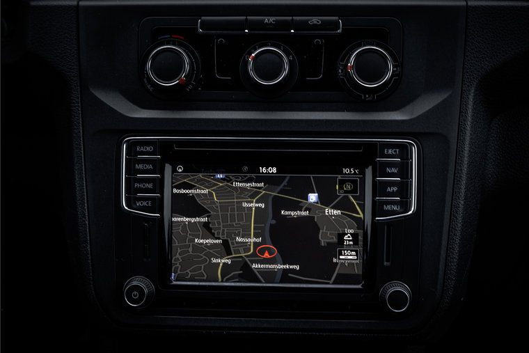 Vehicle Image 18