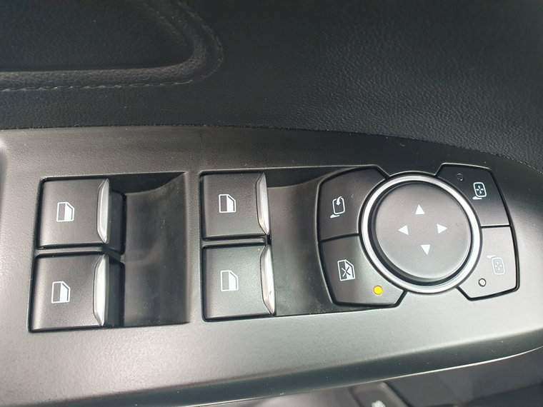 Vehicle Image 45