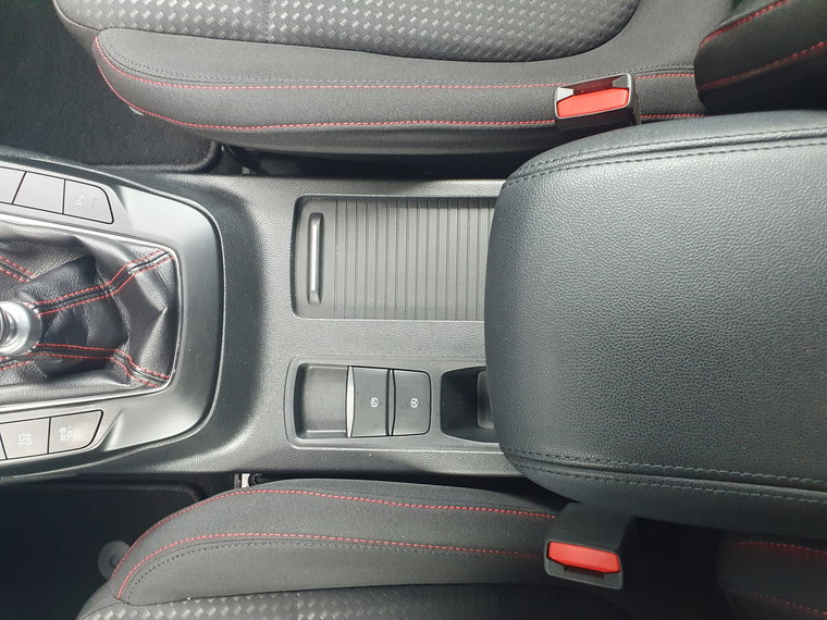 Vehicle Image 48